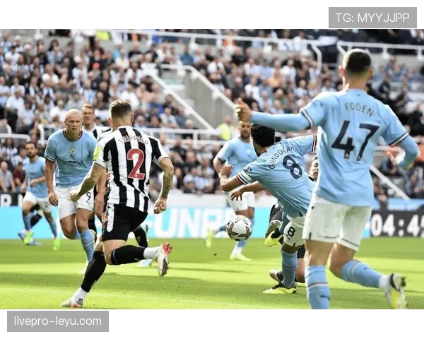 狼队防线稳固成关键,助力球队英超争四迎突破 狼队防线稳固成关键,助力球队英超争四迎突破