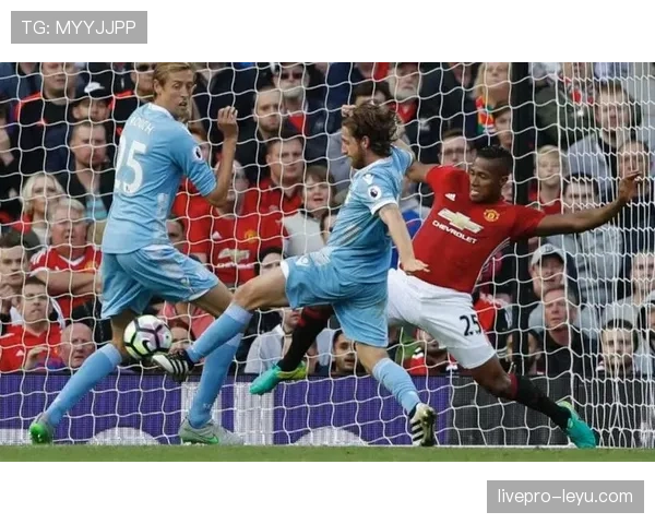 斯托克城球迷呼吁俱乐部管理层重视支持者声音，抗议持续发酵状态引发关注