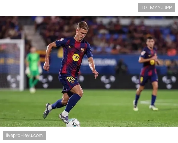 巴萨危机：战术体系紊乱，豪门定位岌岌可危